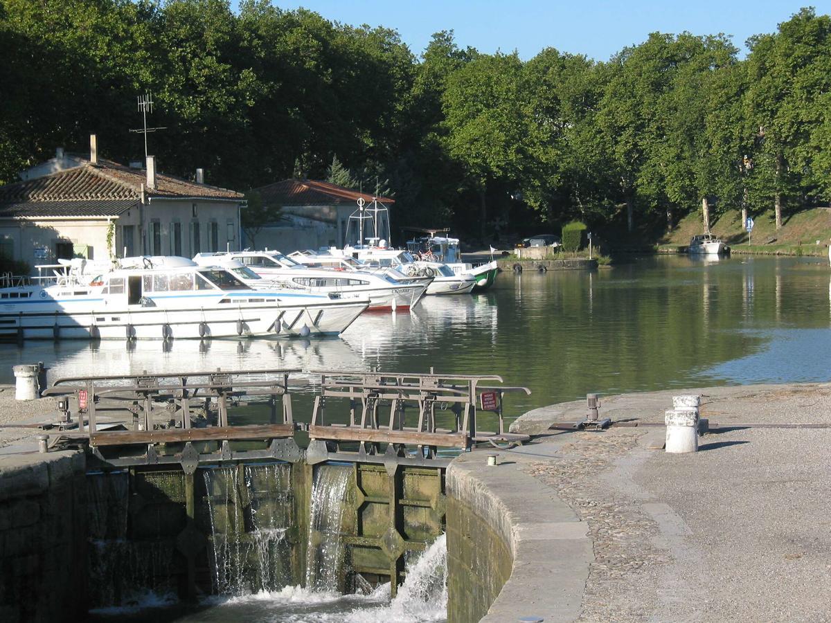 Le Bristol Appartement Canal & Chenier Canaldumidi Carcassonne Exterior photo